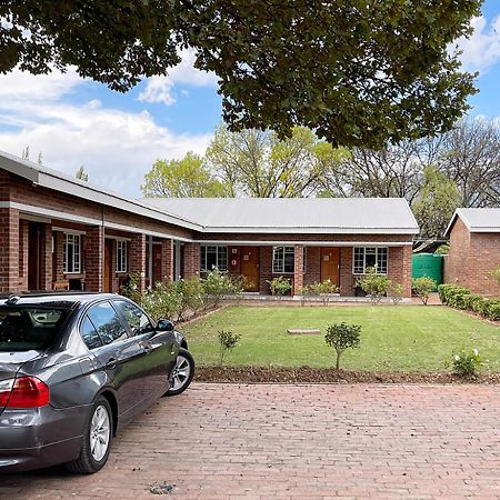 Village Lodge Harrismith Ngoại thất bức ảnh