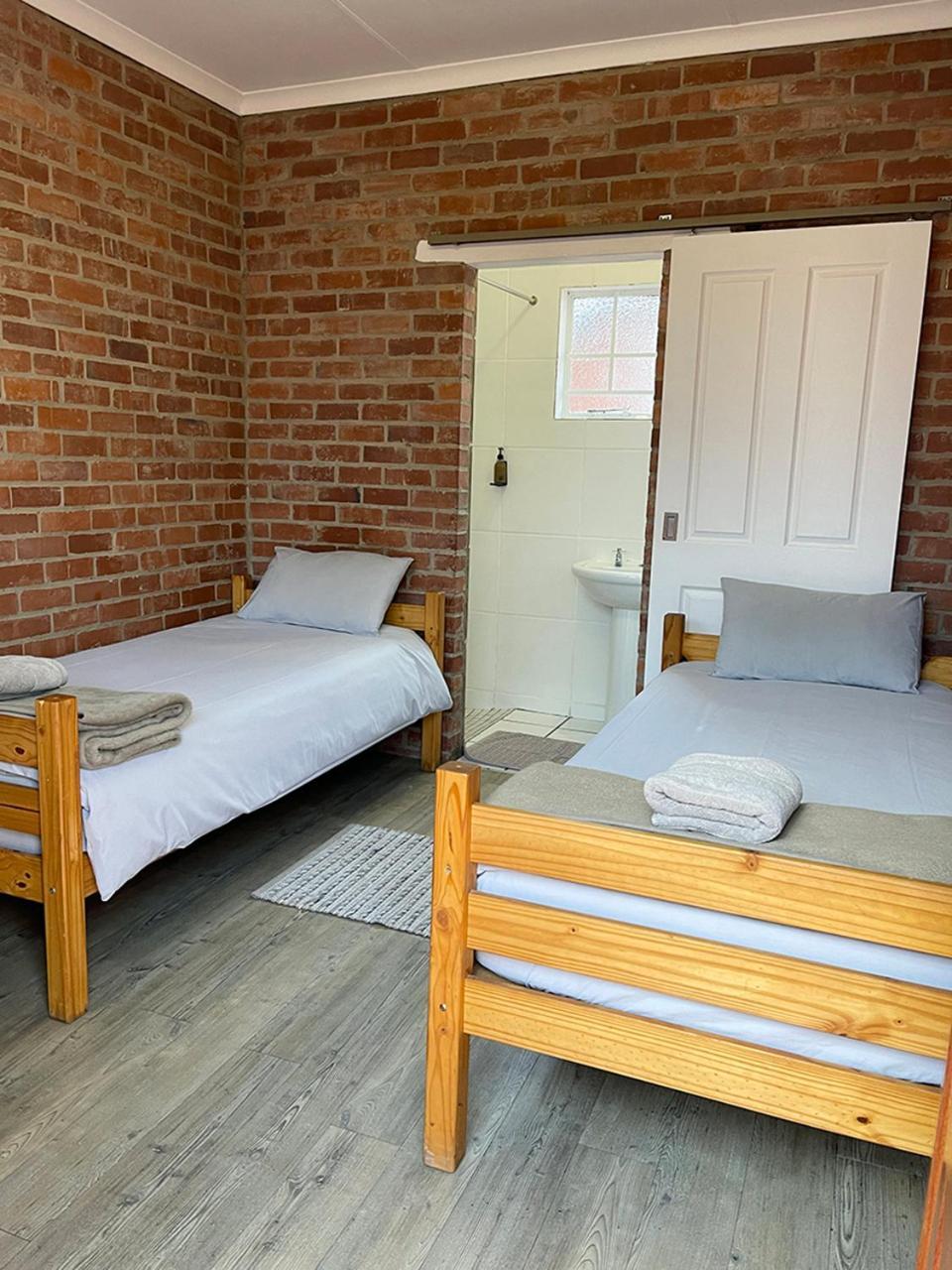 Village Lodge Harrismith Ngoại thất bức ảnh