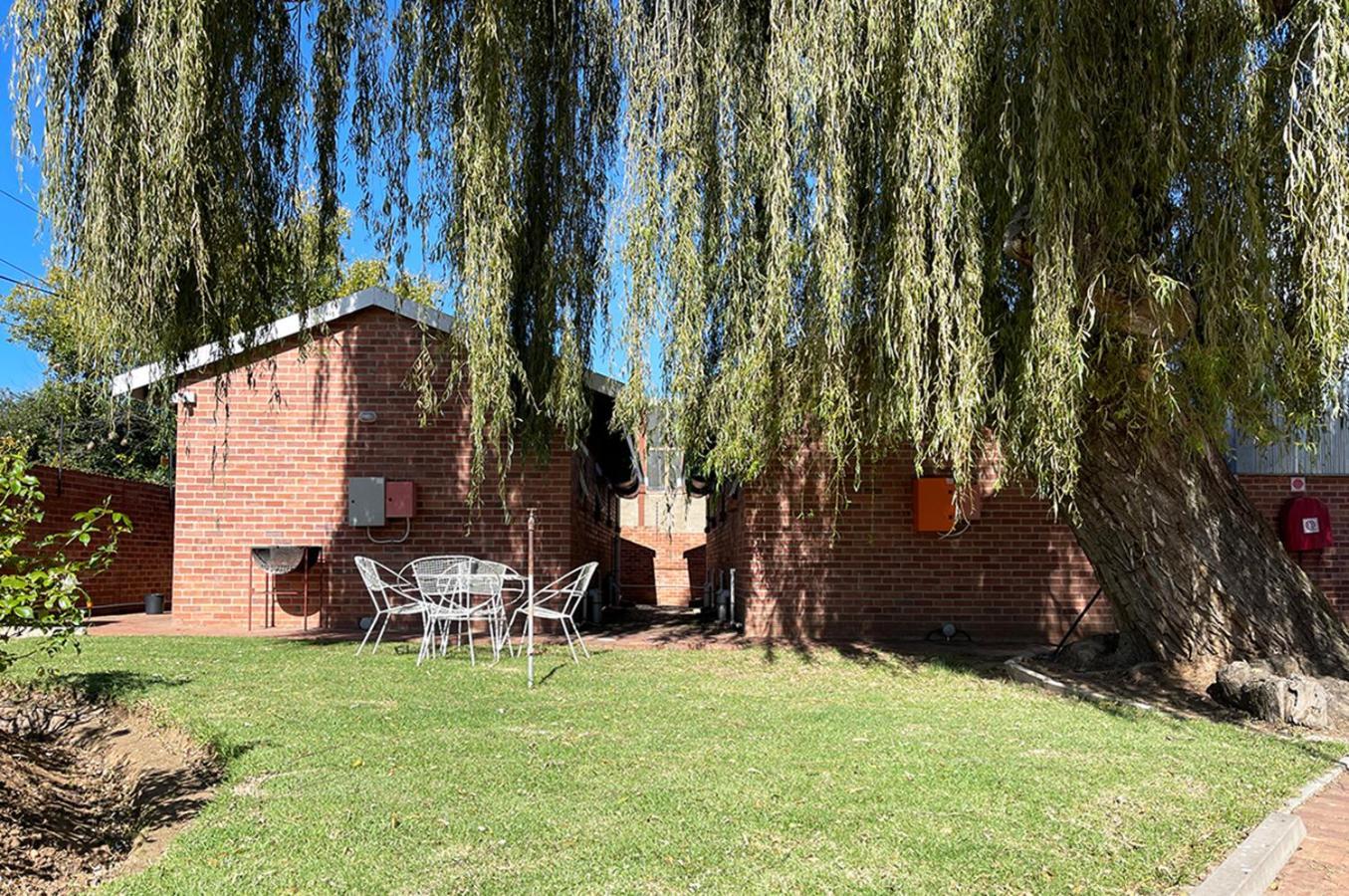 Village Lodge Harrismith Ngoại thất bức ảnh