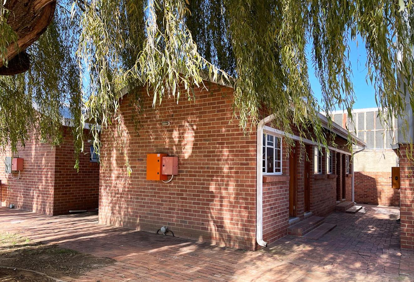 Village Lodge Harrismith Ngoại thất bức ảnh