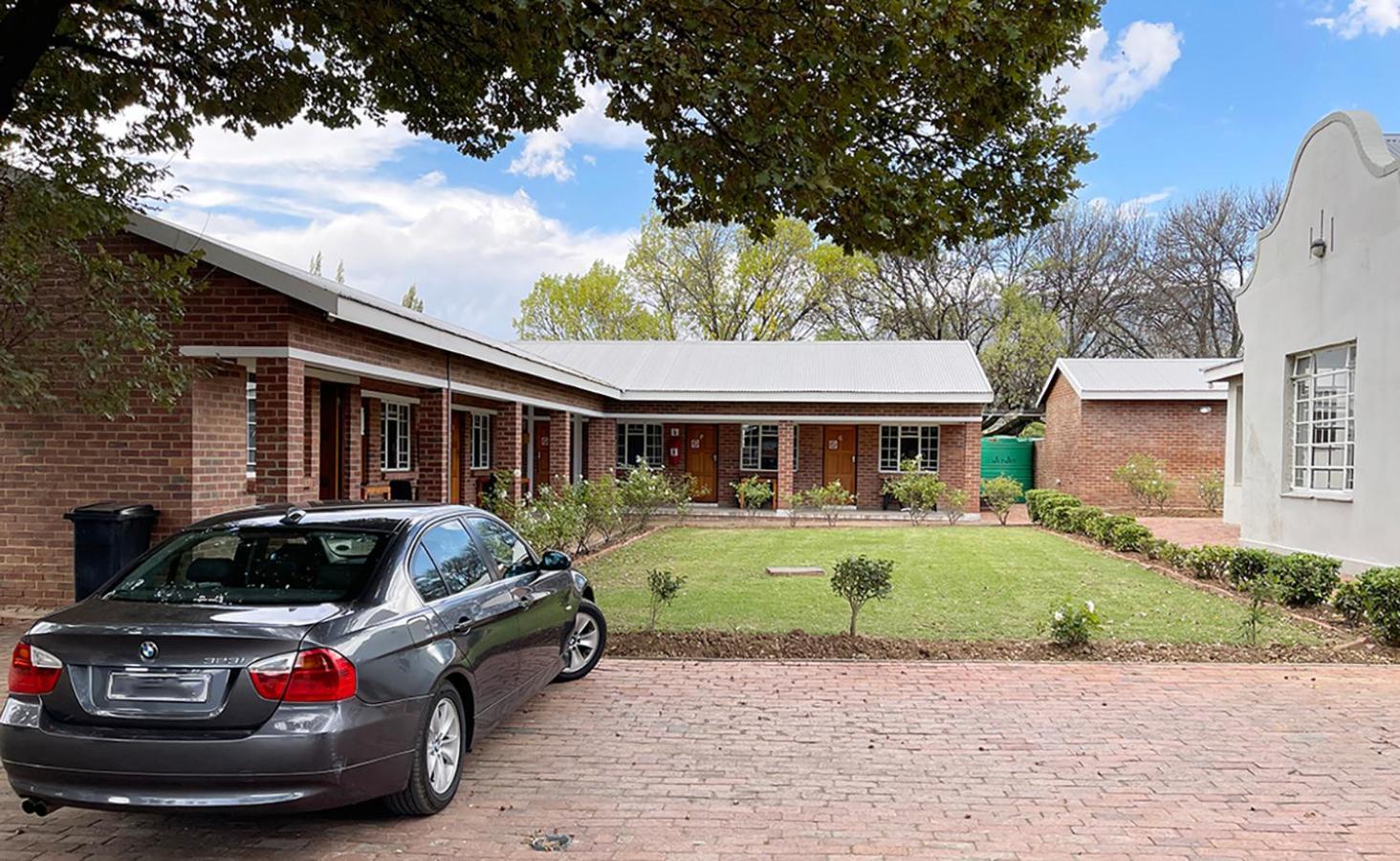 Village Lodge Harrismith Ngoại thất bức ảnh