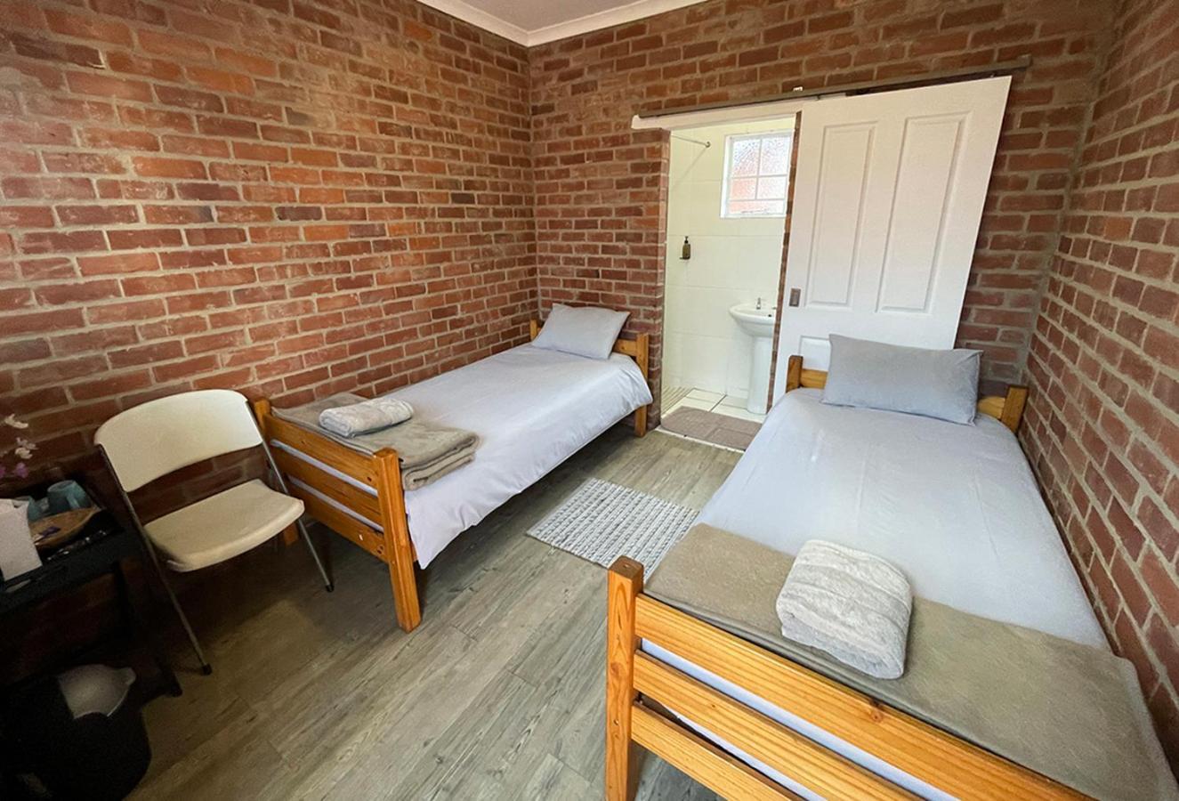 Village Lodge Harrismith Ngoại thất bức ảnh