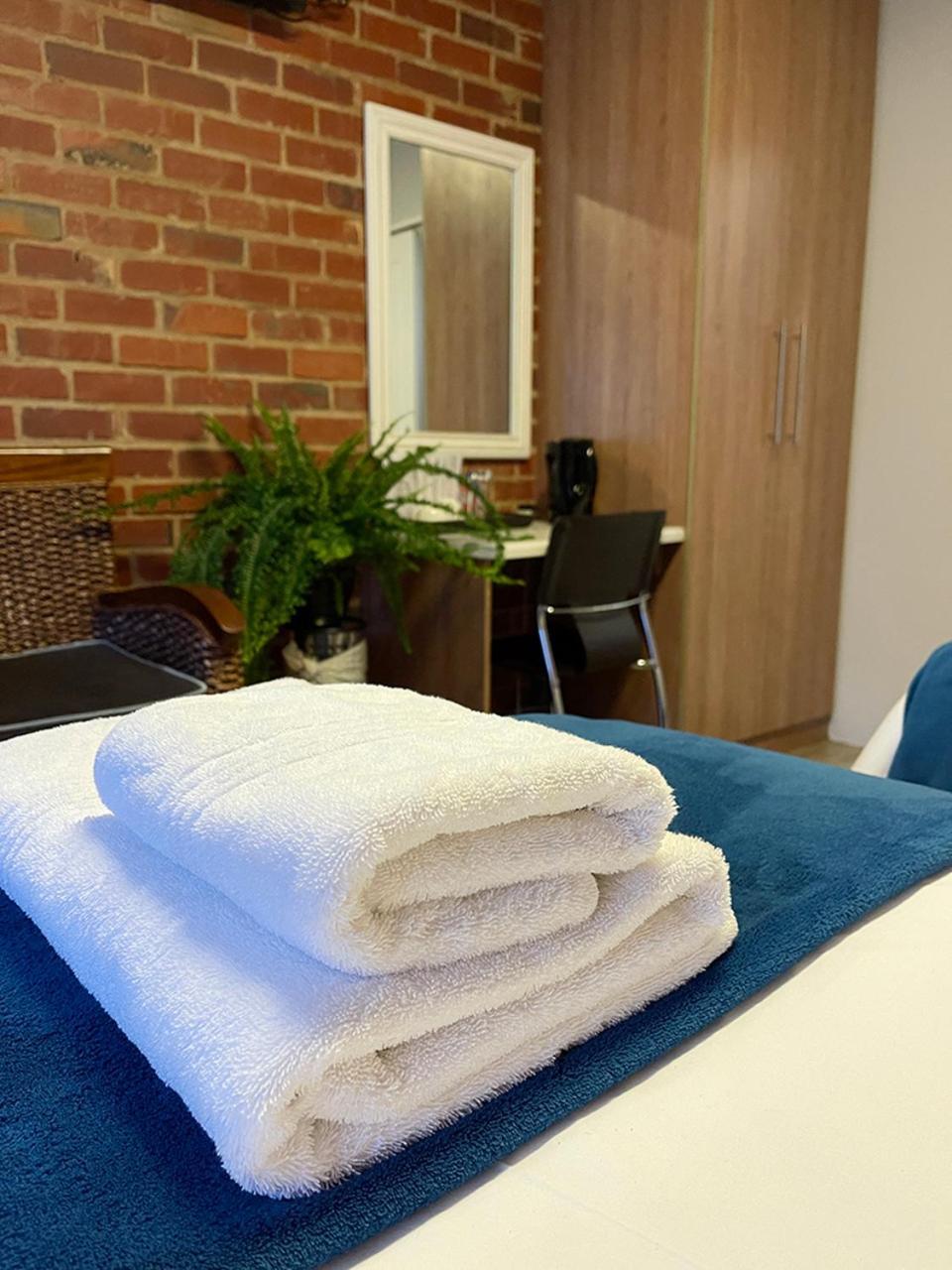 Village Lodge Harrismith Ngoại thất bức ảnh