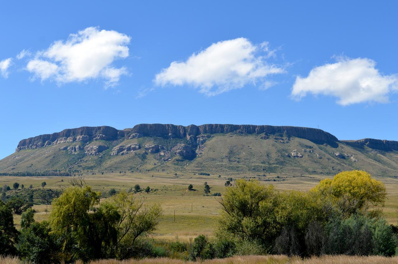 Village Lodge Harrismith Ngoại thất bức ảnh